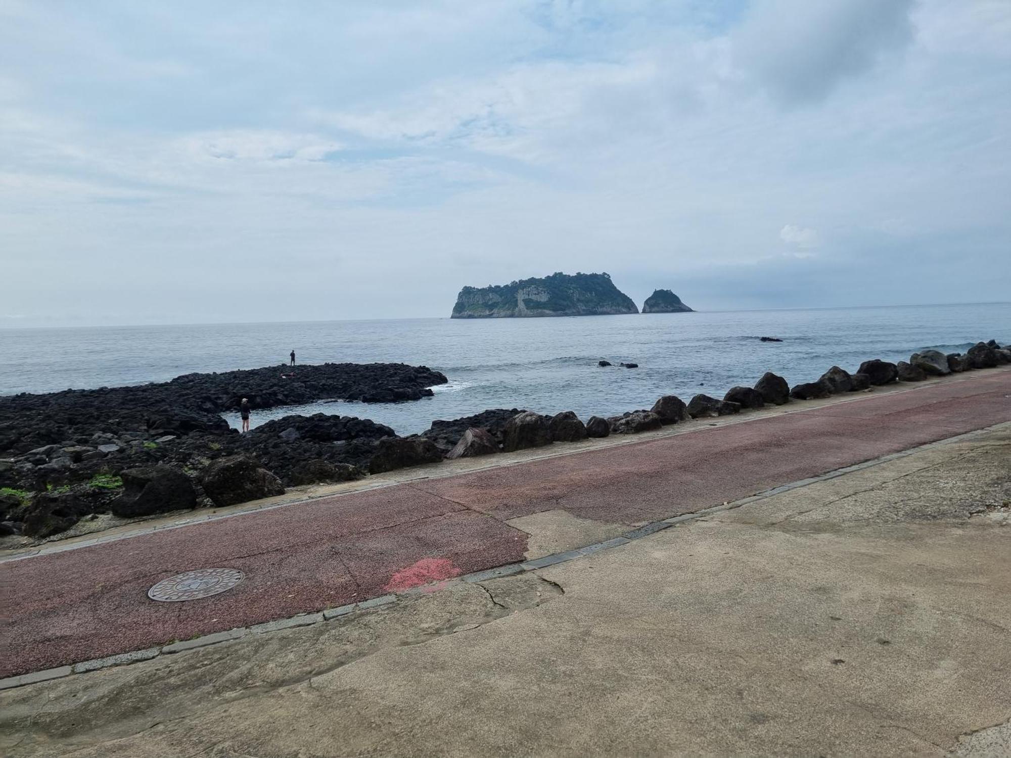 济州阿莫赛度假屋 西归浦市 外观 照片